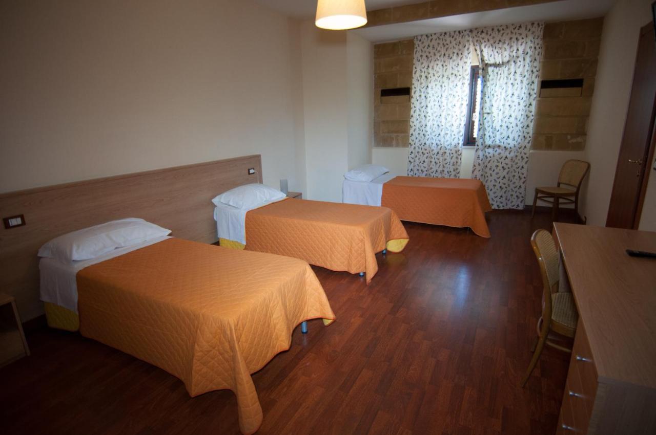 Albergo Conca D'Oro Фоджа Стая снимка